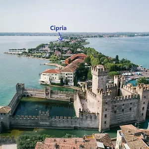 Cipria , Sirmione Italien