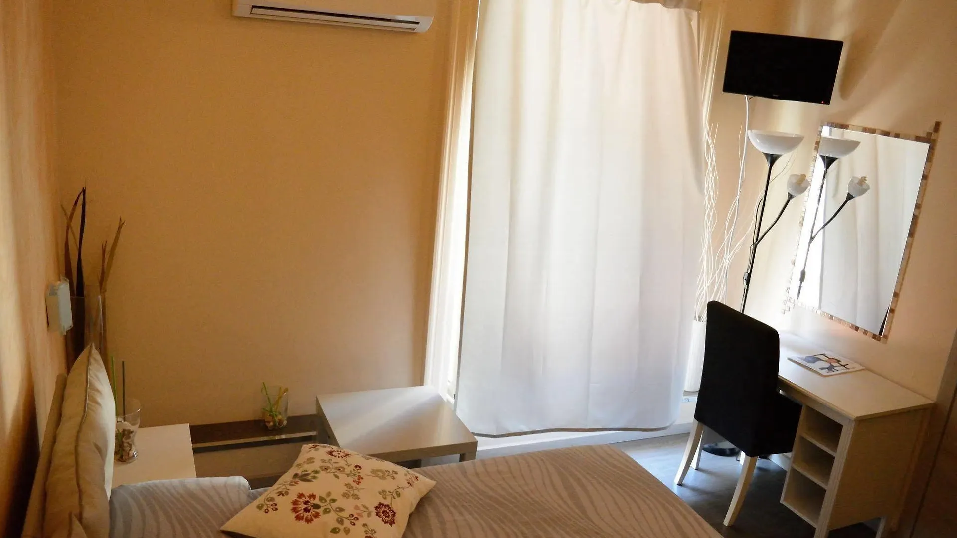 Catania Etnea Bed And Breakfast 0*,  Italy